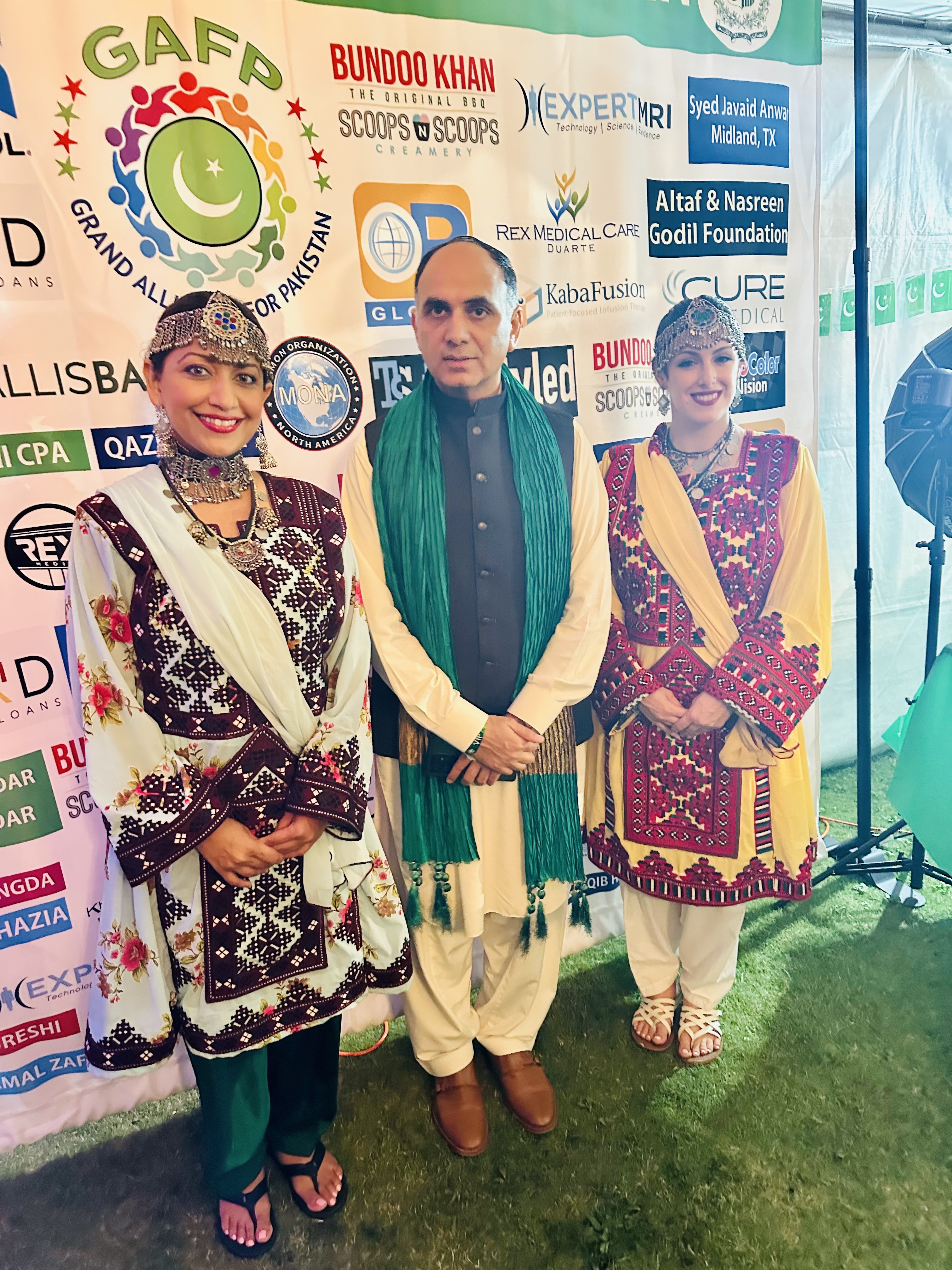 With Consul General Asim Ali Khan